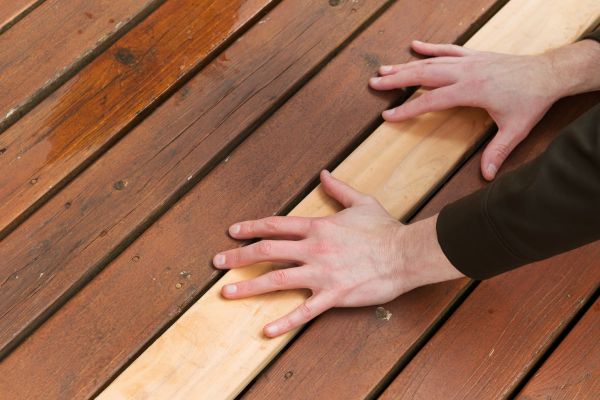 Cost of Deck Board Repair in Pasadena