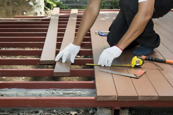 Cost of Custom Deck Installation in Pasadena