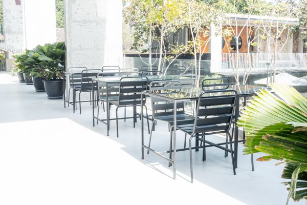 Cost of Commercial Deck Installation in Pasadena