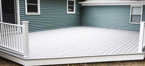 Cost of Vinyl Decking Installation in Pasadena